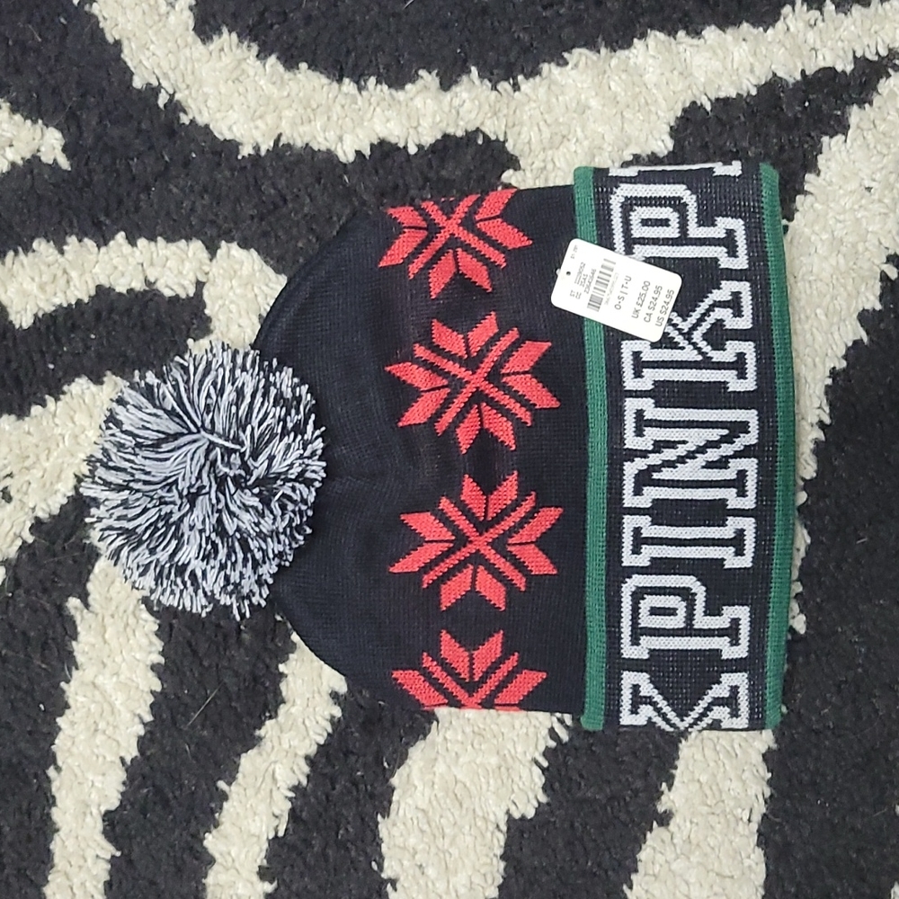 NWT VS PINK Holiday Beanie